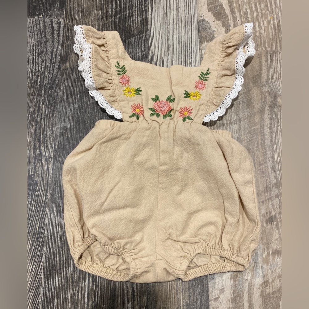 Baby girl romper